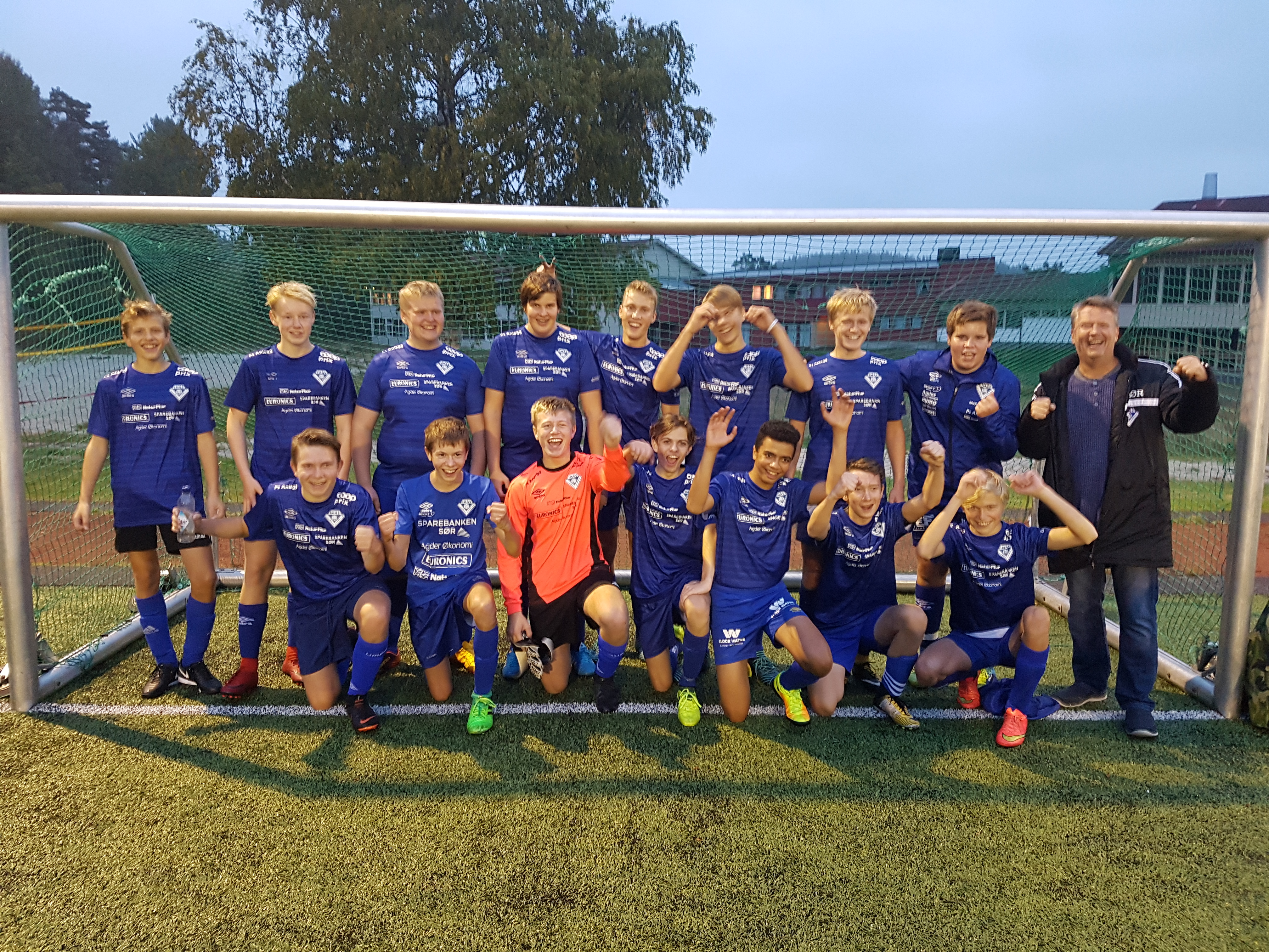 G16 - 2. laget klatrer på tabellen!