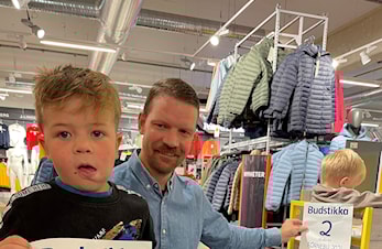 Da er utdeling av startnummer i gang!