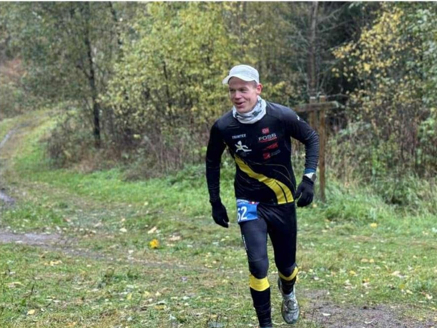 Henrik Bolgen løp 15 runder på Flisa Backyard i "storm" og regn 