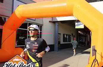 Scott Kerrison vant Muuvwell Hot Rod Ultra 12-timers med 108,3 km