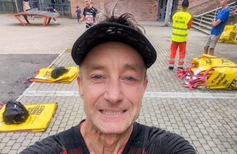 Kevin Hughes på 9. plass i DobbelTravern, 4 fra klubben deltok