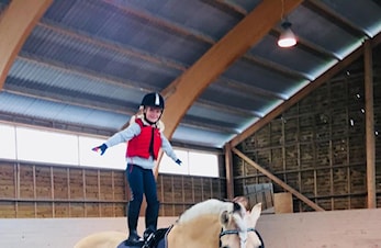 Barneridning søndag 14/10