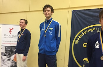 Knallsterkt av Njård og norske klubber i Ørebro Master ! 3 medaljer til våre gutter!