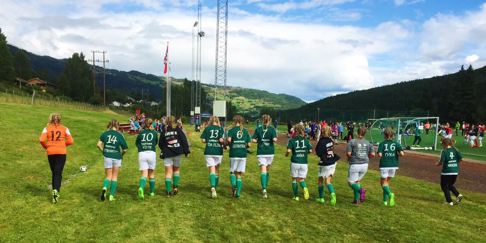 Trener søkes til jenter 15