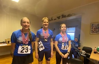 Åmøylekene: Stor idrettsglede i dårlig vær