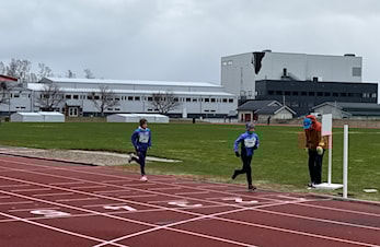 Kjølig start på banesesongen