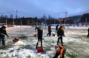Dugnadsgjeng vinner kampen mot vinteren - EH-banen snart klar for bruk