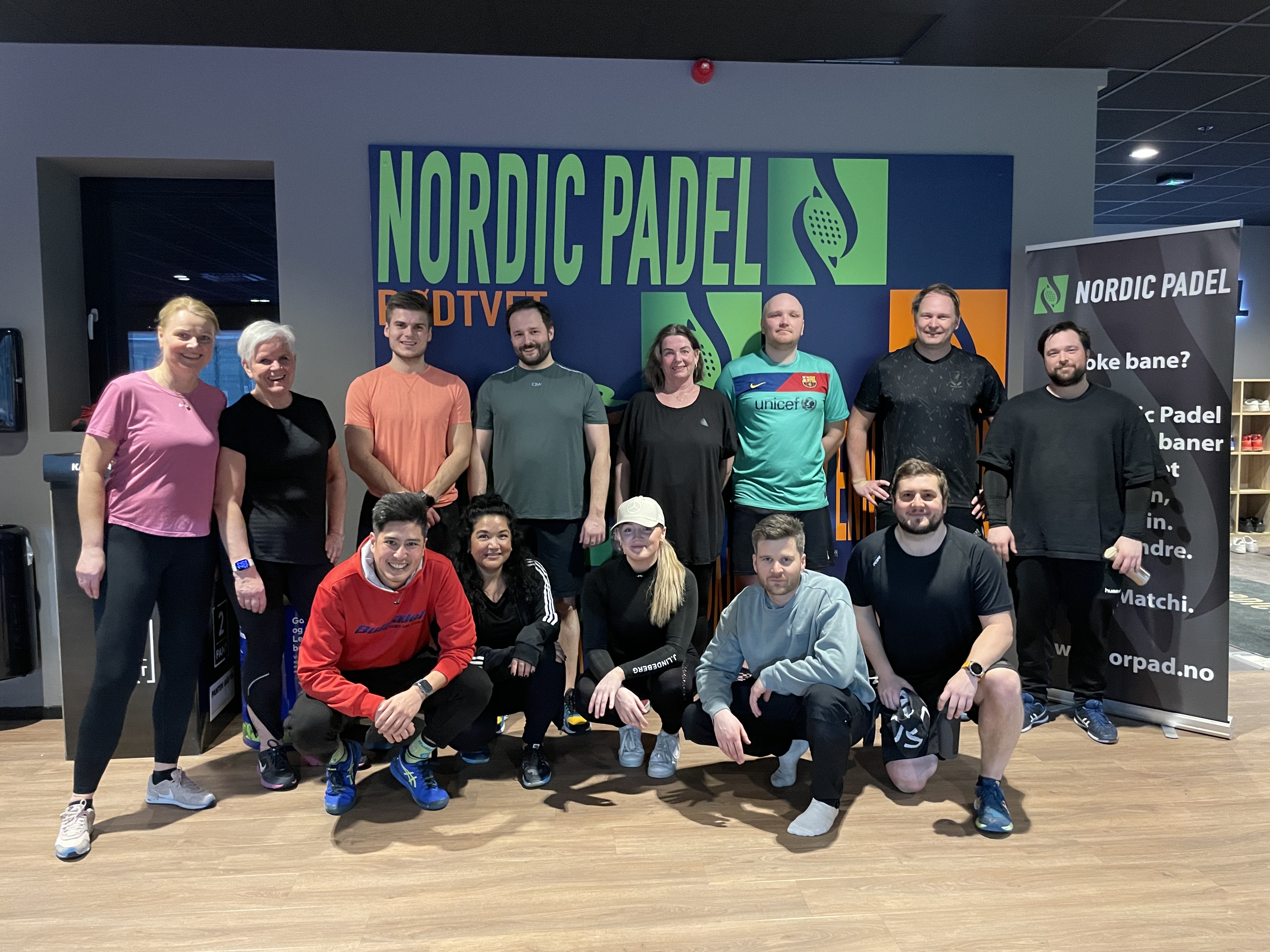 Sportslig moro på Nordic Padel for Bertel O. Steen-ansatte