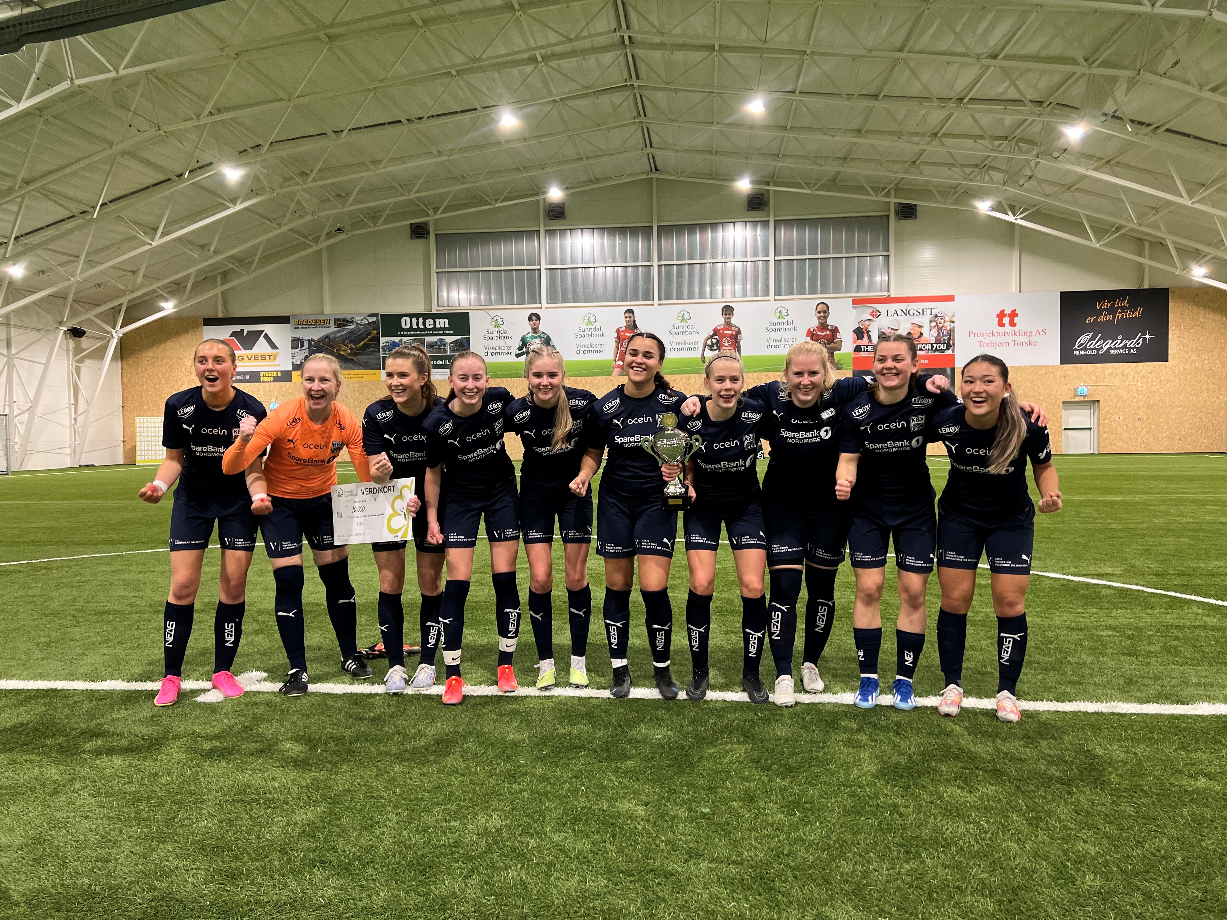 Tinde Sparebank Cup fulltegna