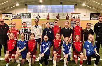 Trening for jenter på tvers av klubbtilhørighet
