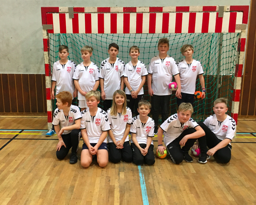 G10 i jubileumstrøyene. AK28 90 år!