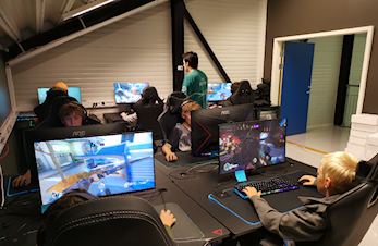 Esport sommerskole