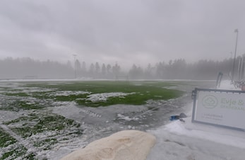Kunstgressbanen kan brukes!