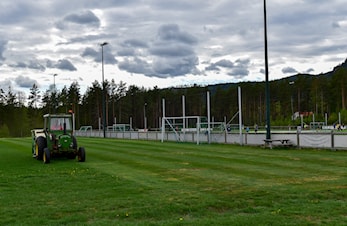 Gressbanen settes i stand