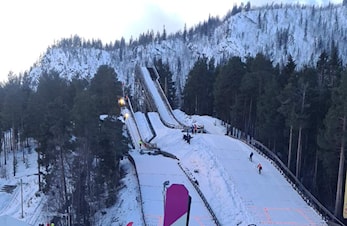 Emilie Helstad god hopping i Solan Gundersen