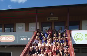 Lunden Idrettsskole avviklet i strålende sommervarme