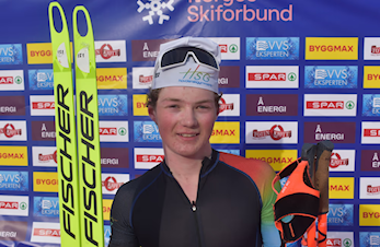 Han gikk Norgescup i "pappas" løyper, og det var tungt og bratt.