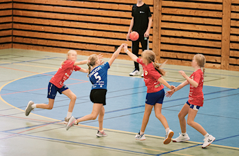 J2014 er i gang med håndballturnering