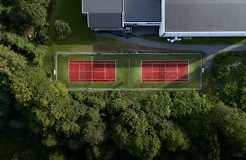 Åpning av ny tennisbane!