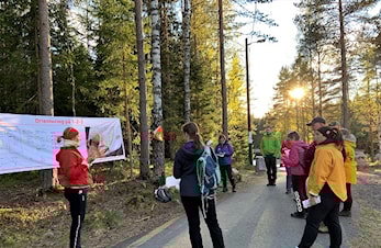 Flott kurskveld med kart og kompass