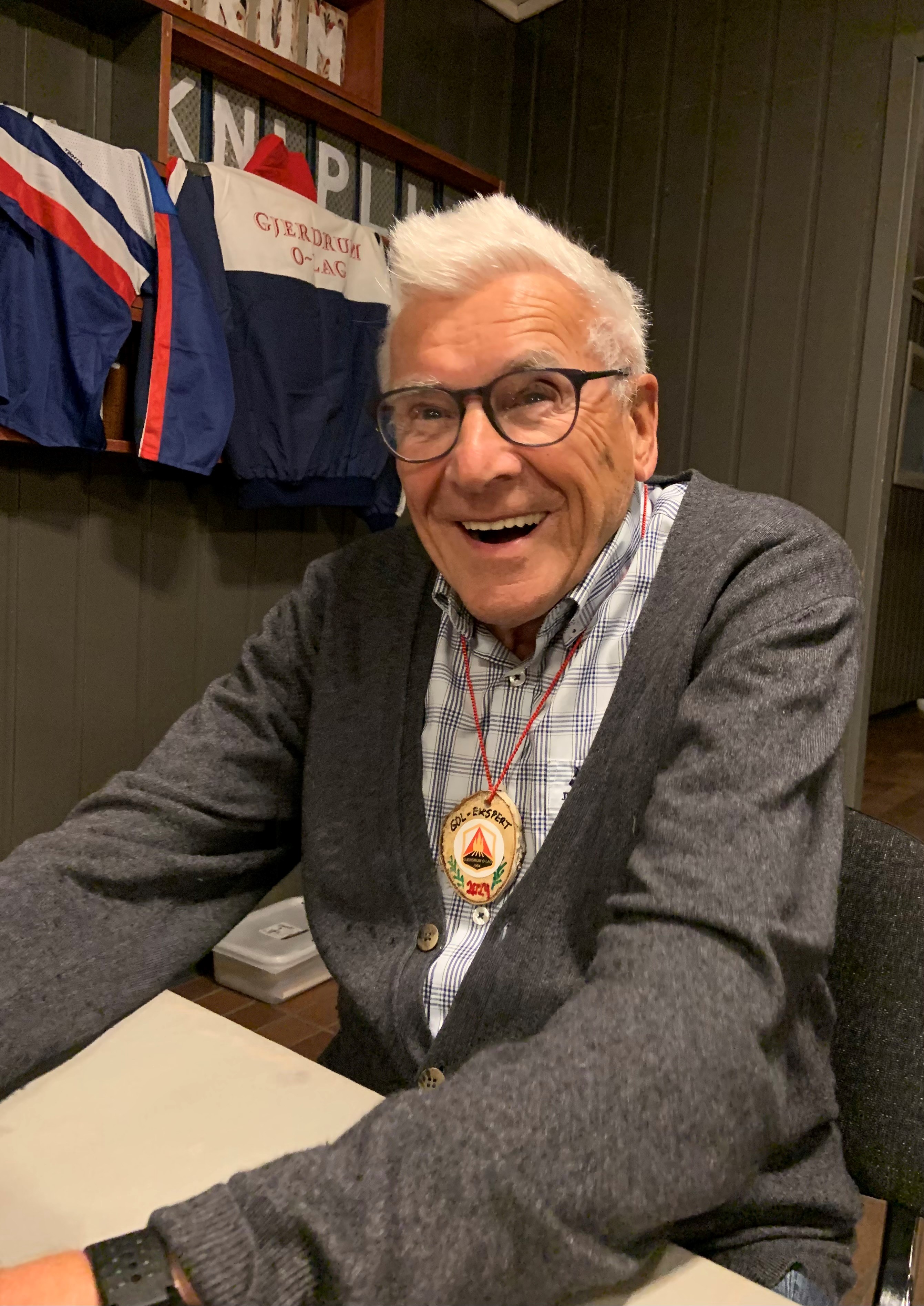 Hyggelig 60 års markering og sesongavslutning i Kniplia