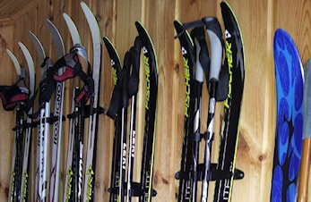 Kjøp og salg av brukte ski, tøy og annet utstyr på FB