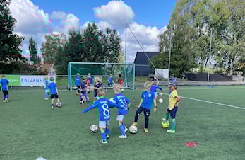 Full fart på Tine Fotballskole