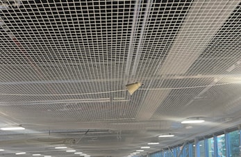 Fullsatt hall fikk se håndball på høyt nivå