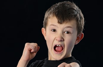 TRENE KICKBOXING ELLER MMA?