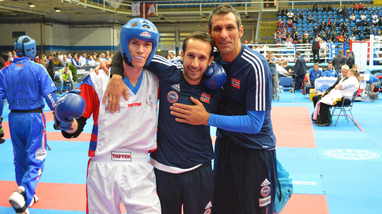 VI ØNSKER ALLE VÅRE MEDLEMMER TILBAKE TIL TRENING