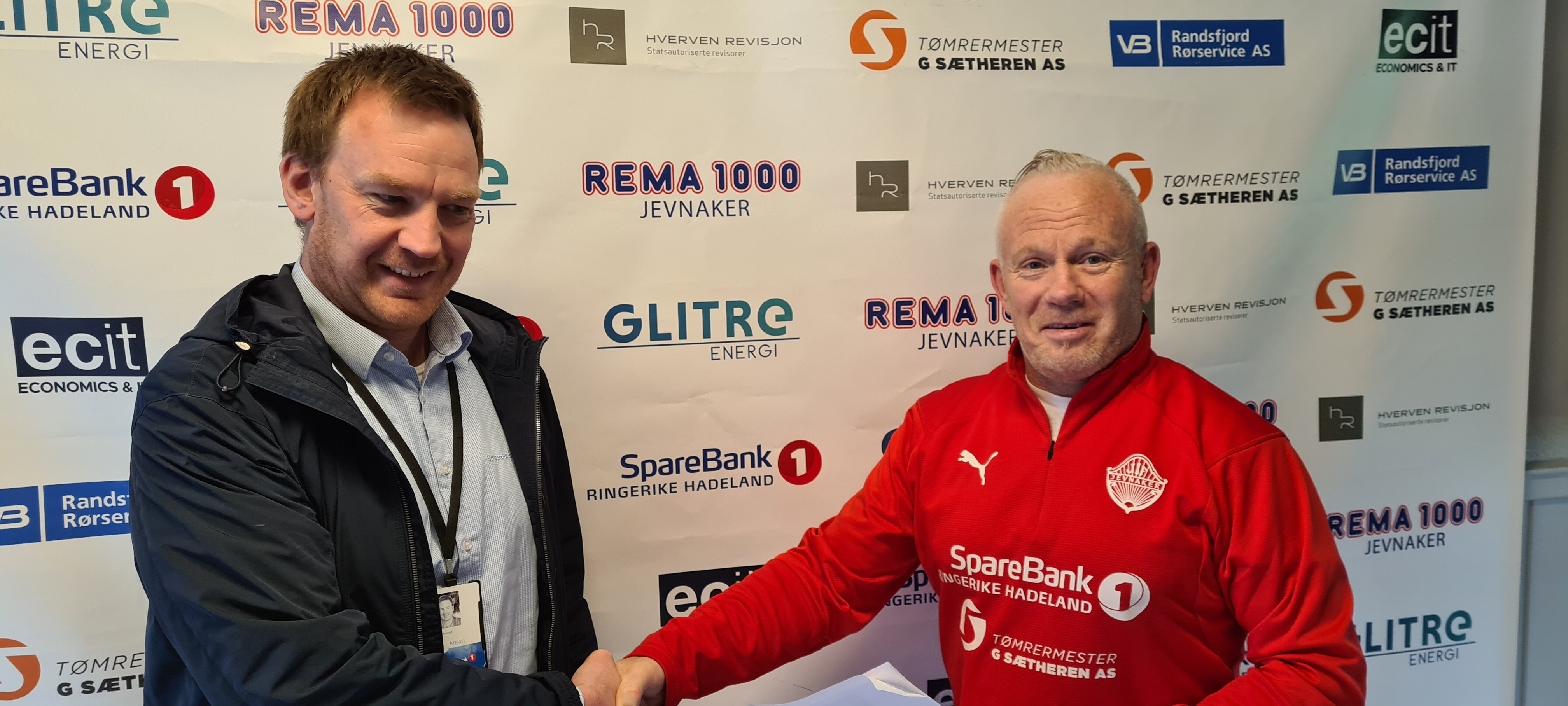 NY SAMARBEIDSAVTALE MELLOM SPAREBANK1 RINGERIKE HADELAND OG JIF FOTBALL ER INNGÅTT.