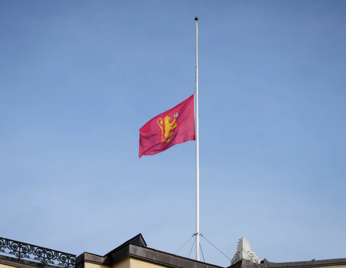 Image for Våre tanker går til kongefamilien!