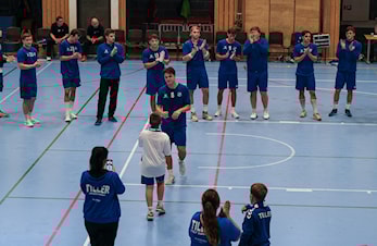 Knepent tap i åpningskampen