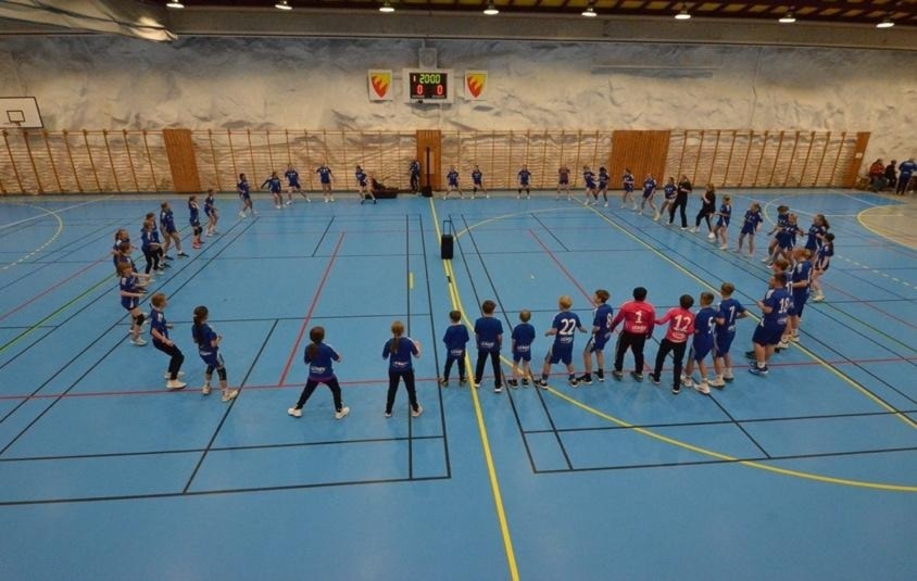 Et bilde som inneholder sport, idrettskonkurranse, gruppe, folk Automatisk generert beskrivelse