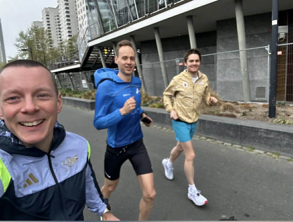 Eivind løp Rotterdam maraton 