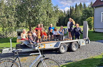 Les rapport fra sommerens gratis sommerleir for barn her!