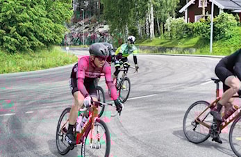 Seier til Fredrik Henne i Mjøsa Rundt