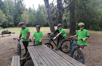 Terrengsykling på sommerskolen til Nordre Follo kommune