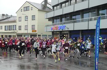 Rosa Sløyfe: Stor dag for Fagerlivegen Løpeklubb