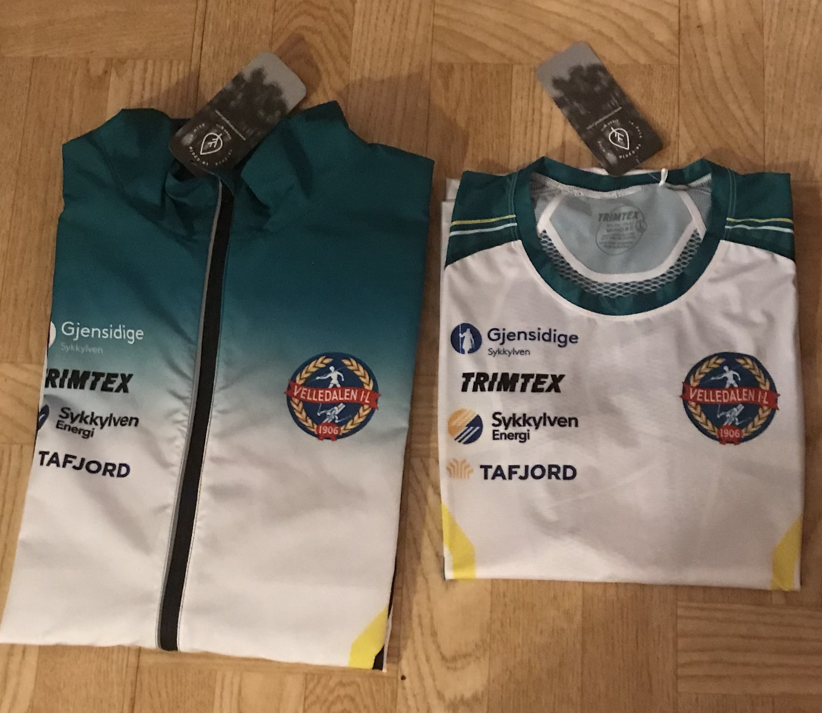 Velledalen IL har høgaktuelle julegåver