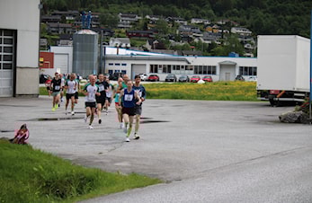 Sørestrand-mila: Premie til John Ivar og Tonje