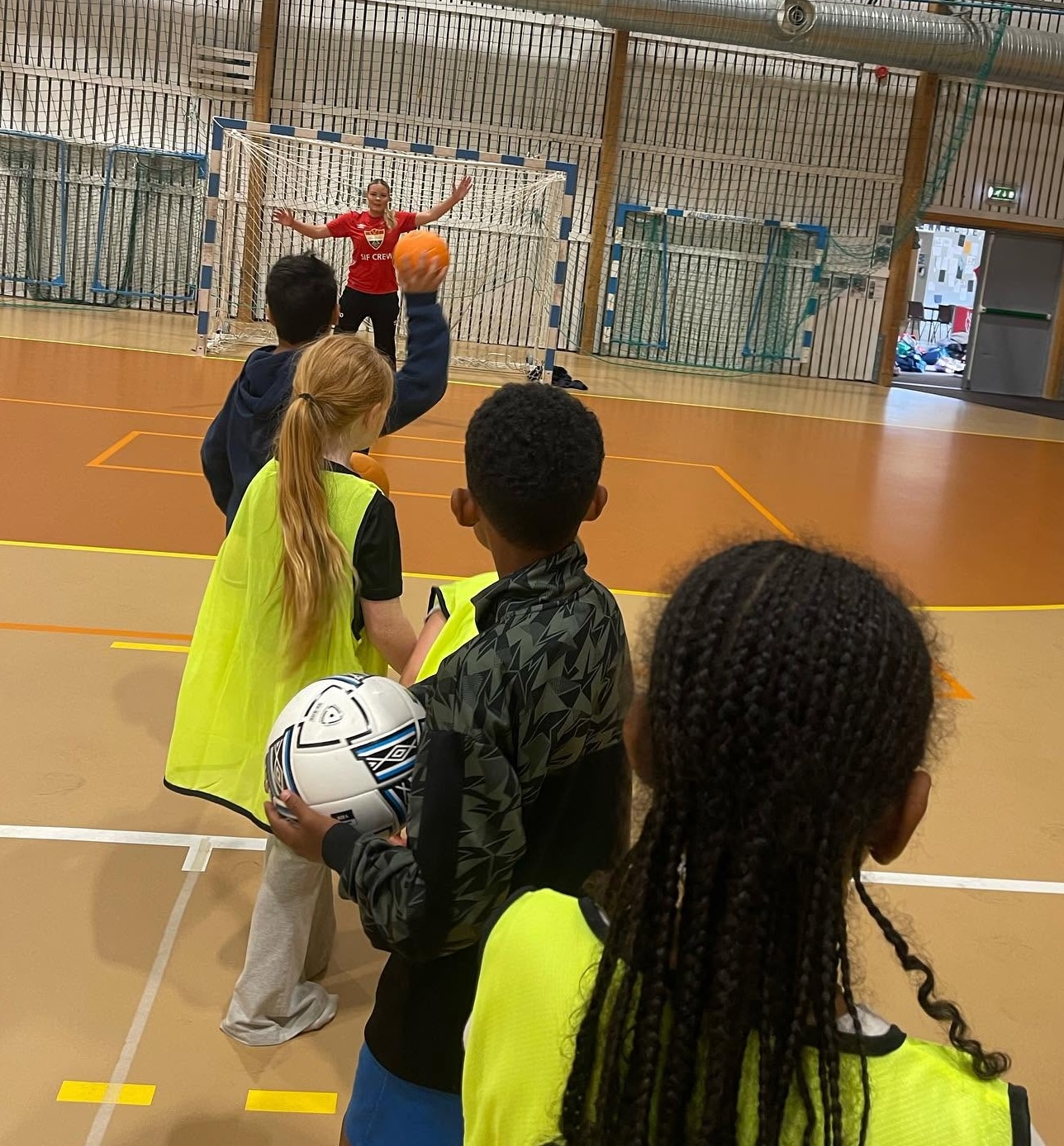 Bli med på SIF Ballskole – lek, idrettsglede og nye venner!