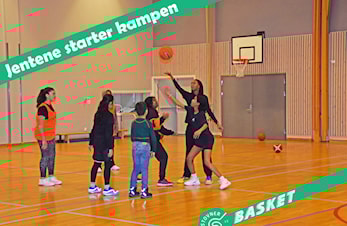 Jentene er i full gang med baskettrening