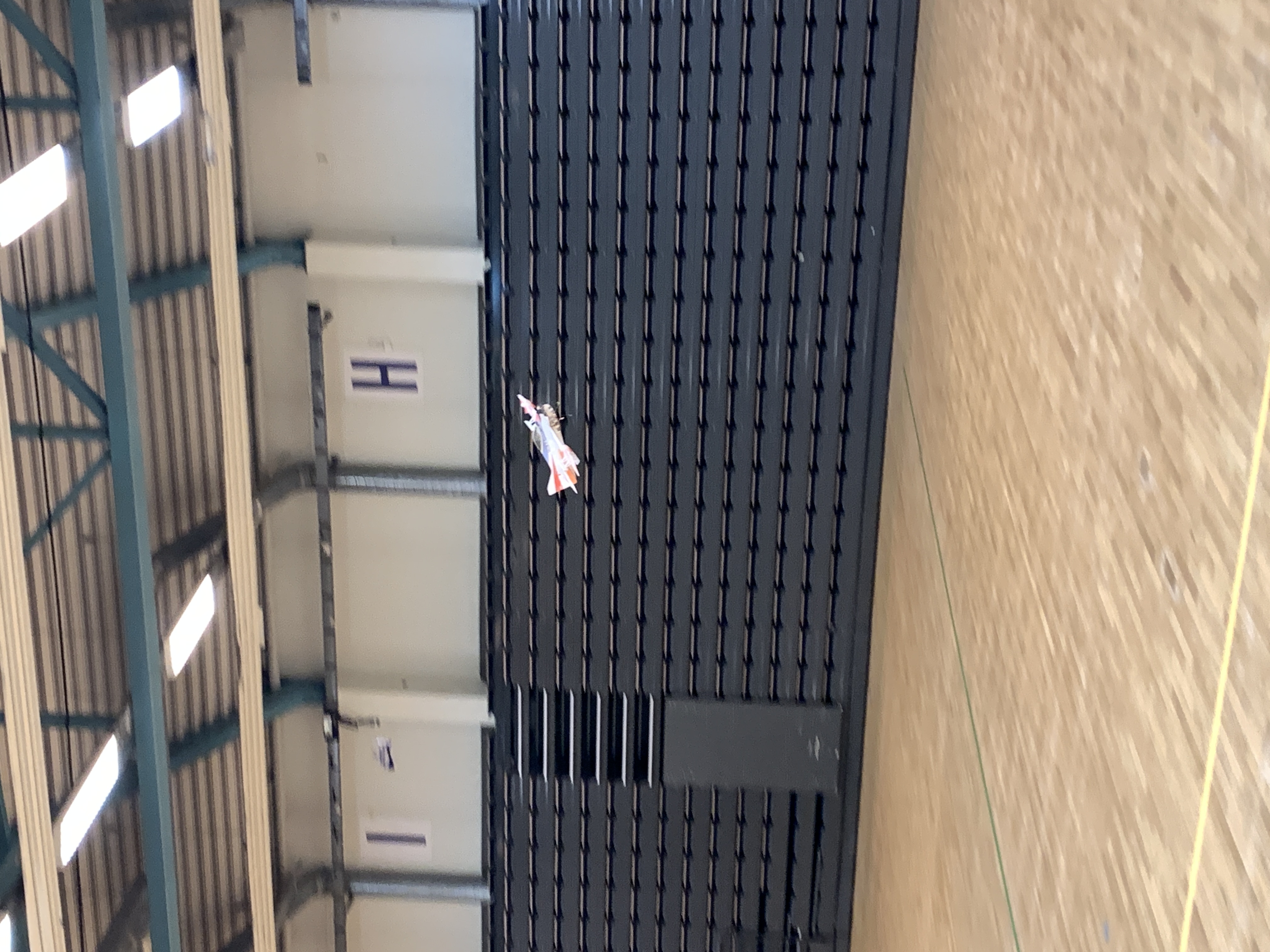 Ikke akkurat trangt i hallen på Søndag