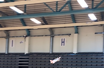 Ikke akkurat trangt i hallen på Søndag
