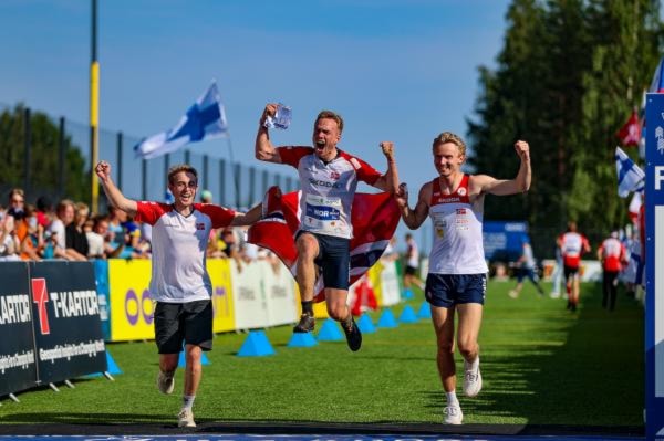 Et bilde som inneholder sport, friidrett, person, utendørsKI-generert innhold kan være feil.