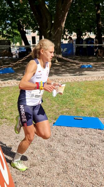 Klar norsk seier på sprintstafetten i verdenscupen!