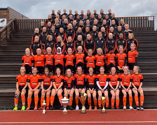 God utvikling på fotball for jenter i Utleira