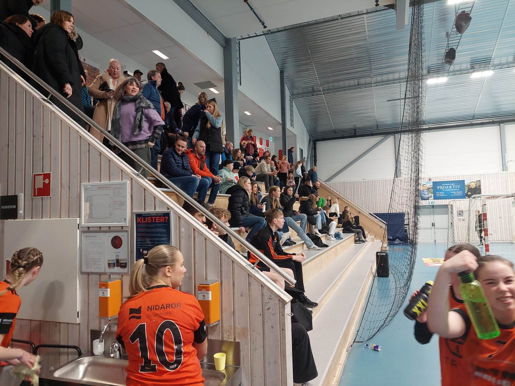 Mange håndball lag i aksjon forrige uke