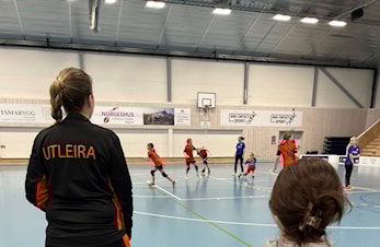 En flott lørdagskveld i Utleirahallen for J2013 håndball: